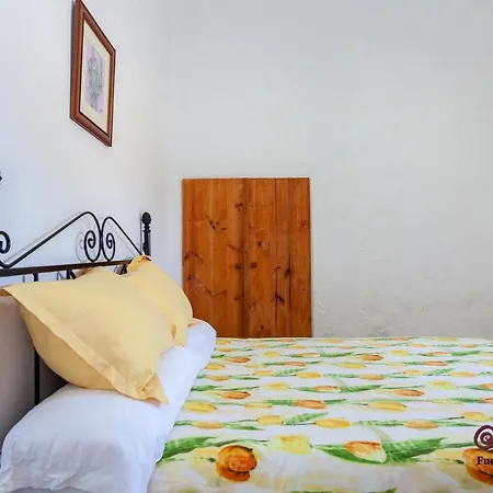 Casa Emblemática Casa Del Cuartel *